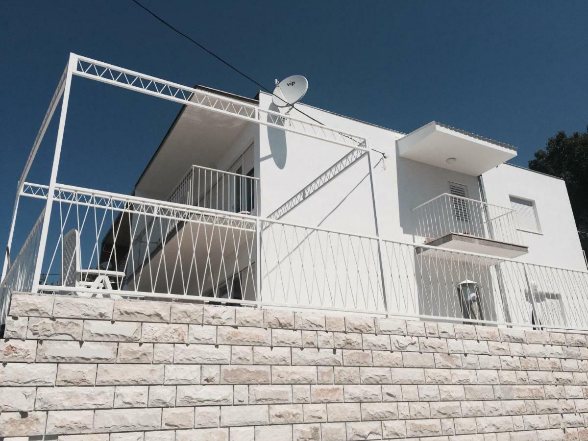 Apartments Leptiric Ποντστράνα Εξωτερικό φωτογραφία