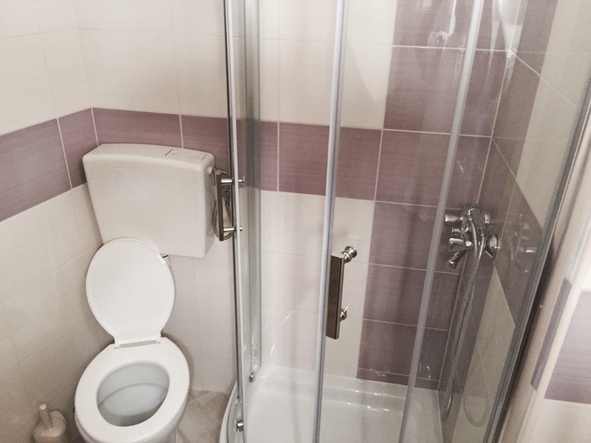 Apartments Leptiric Ποντστράνα Εξωτερικό φωτογραφία