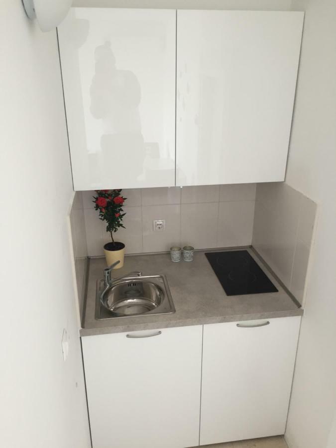 Apartments Leptiric Ποντστράνα Εξωτερικό φωτογραφία